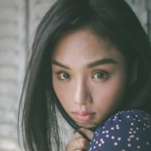 Thu Hà
